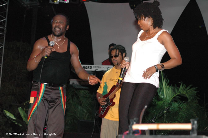 Toots and The Maytails - Red Stripe Reggae Sumfest 2005 - International Night #2 - July 23th, 2005 - Negril Travel Guide, Negril Jamaica WI - http://www.negriltravelguide.com - info@negriltravelguide.com...!