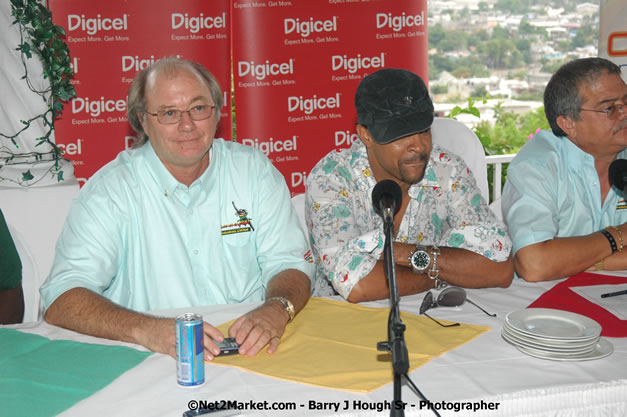 LL Cool J - Shaggy - Press Conference @ Richmond Hill Inn, Montego Bay - Red Stripe Reggae Sumfest at Catherine Hall, Montego Bay, St James, Jamaica W.I. - Negril Travel Guide.com, Negril Jamaica WI - http://www.negriltravelguide.com - info@negriltravelguide.com...!