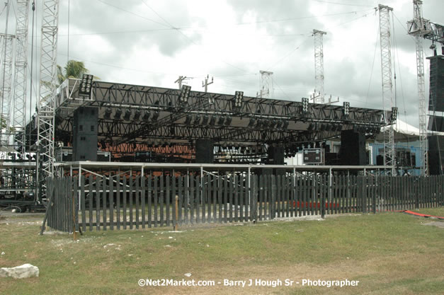 Venue Under Construction - Wednesday, July 18, 2007 - Red Stripe Reggae Sumfest at Catherine Hall, Montego Bay, St Jamaica, Jamaica W.I. - Negril Travel Guide.com, Negril Jamaica WI - http://www.negriltravelguide.com - info@negriltravelguide.com...!