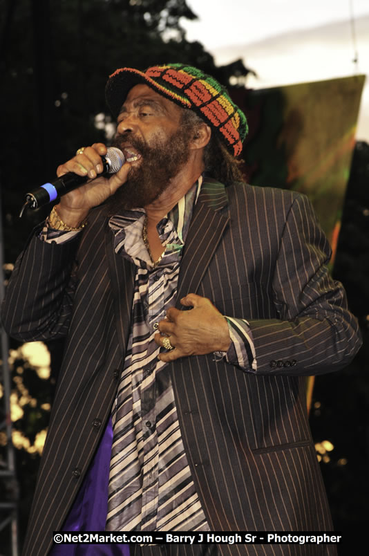 John Holt @ Red Stripe Reggae Sumfest 2008 International Night 2, Catherine Hall, Montego Bay - Saturday, July 19, 2008 - Reggae Sumfest 2008 July 13 - July 19, 2008 - Photographs by Net2Market.com - Barry J. Hough Sr. Photojournalist/Photograper - Photographs taken with a Nikon D300 - Negril Travel Guide, Negril Jamaica WI - http://www.negriltravelguide.com - info@negriltravelguide.com...!