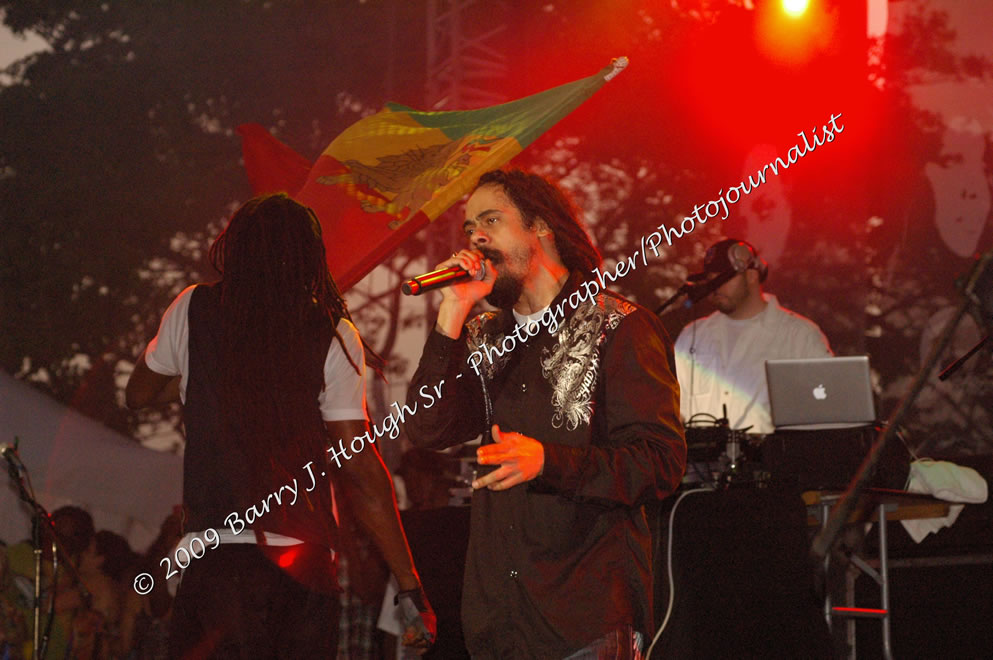 Damian 'Jr. Gong' Marley & NAS @ Reggae Sumfest 2009 - International Night 2 - Reggae Sumfest 2009,Catherine Hall, Montego Bay, St. James, Jamaica W.I. - Saturday, July 25, 2009 - Reggae Sumfest 2009, July 19 - 25, 2009 - Photographs by Net2Market.com - Barry J. Hough Sr. Photojournalist/Photograper - Photographs taken with a Nikon D70, D100, or D300 - Negril Travel Guide, Negril Jamaica WI - http://www.negriltravelguide.com - info@negriltravelguide.com...!