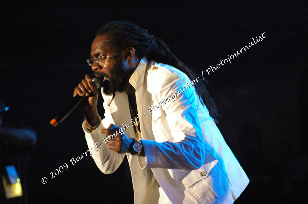 Tarrus Riley @ Reggae Sumfest 2009 - International Night 2 - Reggae Sumfest 2009,Catherine Hall, Montego Bay, St. James, Jamaica W.I. - Saturday, July 25, 2009 - Reggae Sumfest 2009, July 19 - 25, 2009 - Photographs by Net2Market.com - Barry J. Hough Sr. Photojournalist/Photograper - Photographs taken with a Nikon D70, D100, or D300 - Negril Travel Guide, Negril Jamaica WI - http://www.negriltravelguide.com - info@negriltravelguide.com...!