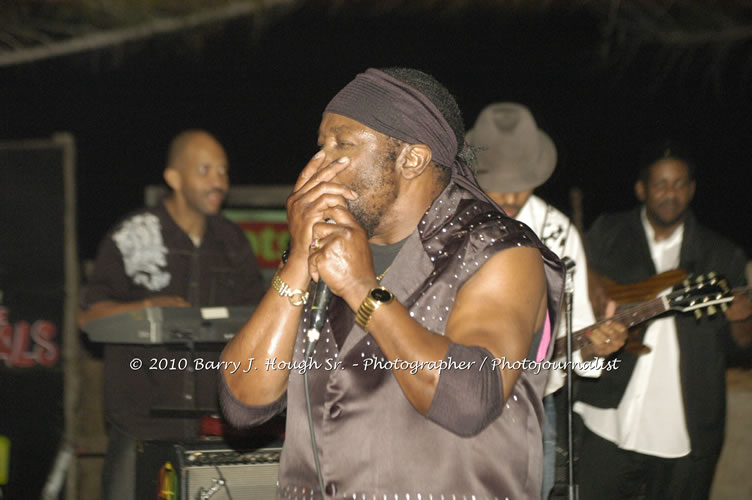 Toots and the Maytals - Grammy Award Winner @ Negril Fest - Presented by Money Cologne Promotions - Special Guest Star Jamaica Michael Jackson, Stama, Adeebe - Backed by Hurricane Band, MC Rev. BB on January 6, 2010 @ Roots Bamboo, Norman Manley Boulevard, Negril, Westmoreland, Jamaica W.I. - Photographs by Net2Market.com - Barry J. Hough Sr, Photographer/Photojournalist - The Negril Travel Guide - Negril's and Jamaica's Number One Concert Photography Web Site with over 40,000 Jamaican Concert photographs Published -  Negril Travel Guide, Negril Jamaica WI - http://www.negriltravelguide.com - info@negriltravelguide.com...!