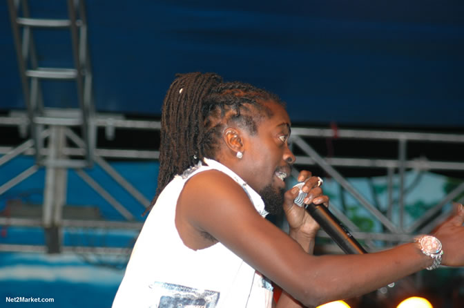 Beenie Man - Spring Break 2005 -  6th Anniversary - All Day - All Night - Photo Gallery - Sunday, March 13th - Long Bay Beach, Negril Jamaica - Negril Travel Guide, Negril Jamaica WI - http://www.negriltravelguide.com - info@negriltravelguide.com...!