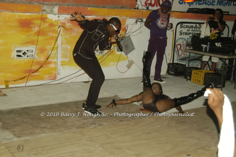 Busy Signal & Kip Rich- Also featuring: Mona Lisa and Crystal Axe @ Striptease Night Club, Scrub-A-Dub Car Wash, , Whitehall, Negril, Westmoreland, Jamaica W.I. - Photographs by Net2Market.com - Barry J. Hough Sr, Photographer/Photojournalist - The Negril Travel Guide - Negril's and Jamaica's Number One Concert Photography Web Site with over 40,000 Jamaican Concert photographs Published -  Negril Travel Guide, Negril Jamaica WI - http://www.negriltravelguide.com - info@negriltravelguide.com...!