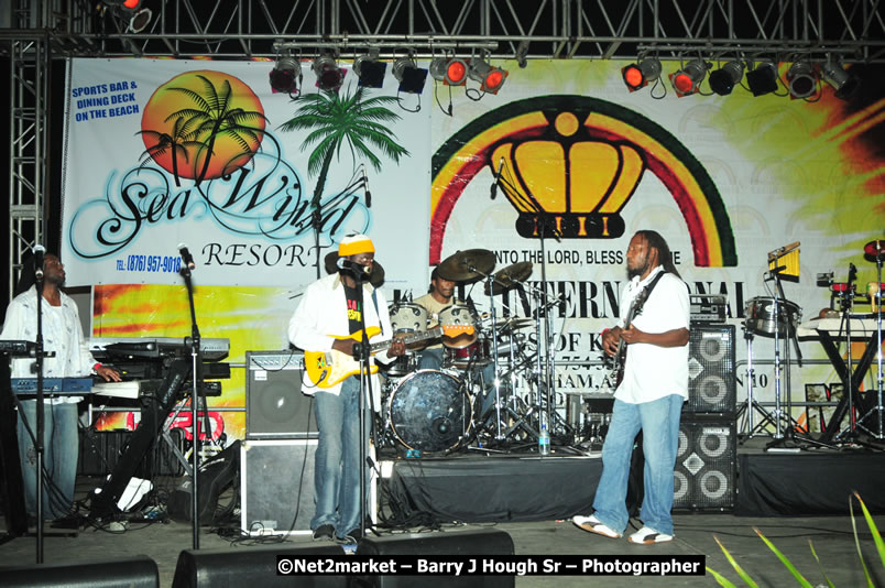 Unite The People An International Reggae Fest, Featuring: Beres Hammond, Coco T, Queen Ifrica, Khalil, Cameal Davis, Iley Dread, Rochelle, Geoffrey Star, Ras Penco, Kool DeLoy, Otis Gayle, J.McKay, Tiney Winey, Venue at Norman Manley Boulevard, Negril, Westmoreland, Jamaica - Saturday, April 4, 2009 - Photographs by Net2Market.com - Barry J. Hough Sr, Photographer/Photojournalist - Negril Travel Guide, Negril Jamaica WI - http://www.negriltravelguide.com - info@negriltravelguide.com...!