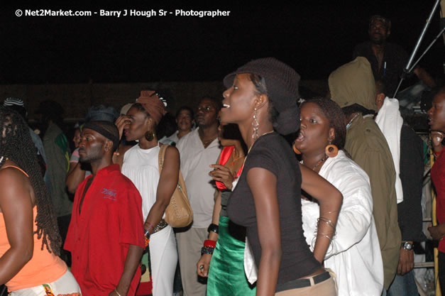 Tarrus Riley @ Western Consciousness 2007 - Presented by King of Kings Productons - Saturday, April 28, 2007 - Llandilo Cultural Centre, Savanna-La-Mar, Westmoreland, Jamaica W.I. - Negril Travel Guide, Negril Jamaica WI - http://www.negriltravelguide.com - info@negriltravelguide.com...!