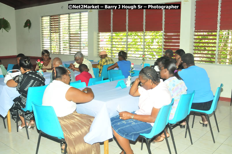 The Graduation Ceremony Of Police Officers - Negril Education Evironmaent Trust (NEET), Graduation Exercise For Level One Computer Training, Venue at Travellers Beach Resort, Norman Manley Boulevard, Negril, Westmoreland, Jamaica - Saturday, April 5, 2009 - Photographs by Net2Market.com - Barry J. Hough Sr, Photographer/Photojournalist - Negril Travel Guide, Negril Jamaica WI - http://www.negriltravelguide.com - info@negriltravelguide.com...!