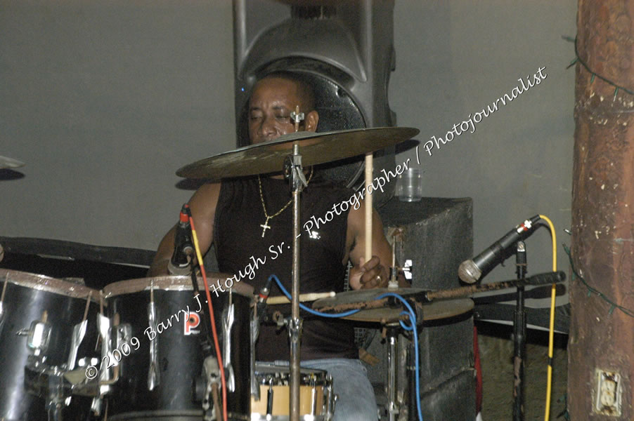  Luciano "Live in Concert" Negril Escape Resort & Spa, Openning Acts: Justice Merchant, and Timmi Burrell, Backing Band: JAH Messenjah, One Love Reggae Summer Series, West End, Negril, Westmoreland, Jamaica W.I. - Tuesday, August 11, 2009 - Photographs by Barry J. Hough Sr. Photojournalist/Photograper - Photographs taken with a Nikon D70, D100, or D300 - Negril Travel Guide, Negril Jamaica WI - http://www.negriltravelguide.com - info@negriltravelguide.com...!