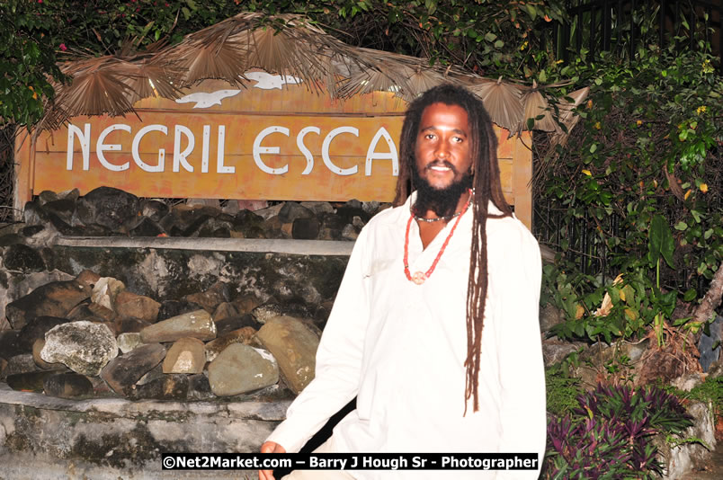 Chinese New Year @ The Sunset Show at Negril Escape - Tuesday, January 27, 2009 - Live Reggae Music at Negril Escape - Tuesday Nights 6:00PM to 10:00 PM - Photographs by Net2Market.com - Barry J. Hough Sr, Photographer/Photojournalist - Negril Travel Guide, Negril Jamaica WI - http://www.negriltravelguide.com - info@negriltravelguide.com...!