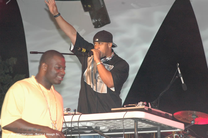 Fabolous - Red Stripe Reggae Sumfest 2005 - International Night - July 22th, 2005 - Negril Travel Guide, Negril Jamaica WI - http://www.negriltravelguide.com - info@negriltravelguide.com...!