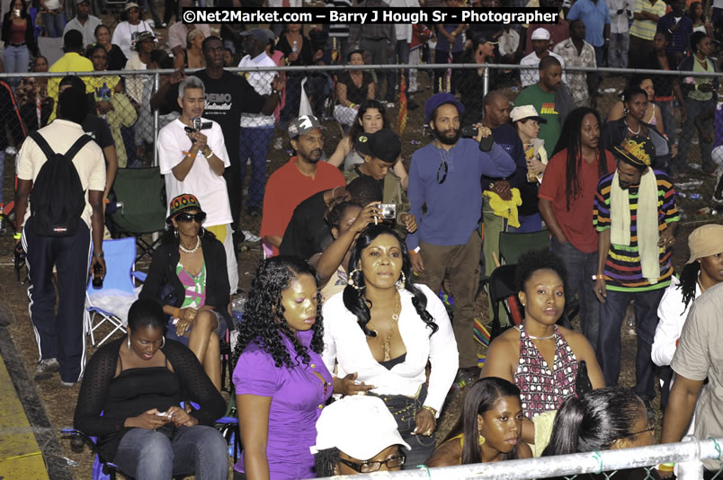 John Holt @ Reggae Sumfest 2008 International Night 2, Catherine Hall, Montego Bay - Saturday, July 19, 2008 - Reggae Sumfest 2008 July 13 - July 19, 2008 - Photographs by Net2Market.com - Barry J. Hough Sr. Photojournalist/Photograper - Photographs taken with a Nikon D300 - Negril Travel Guide, Negril Jamaica WI - http://www.negriltravelguide.com - info@negriltravelguide.com...!