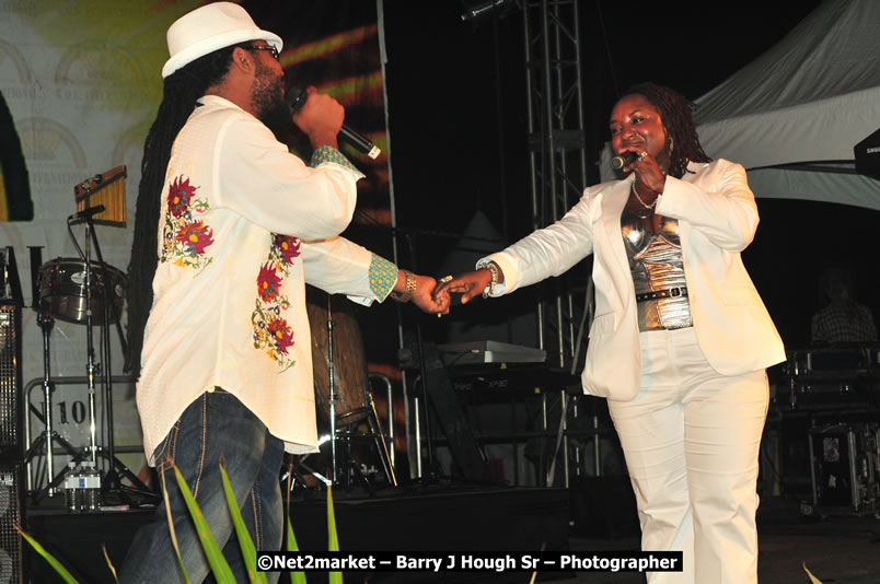 Unite The People An International Reggae Fest, Featuring: Beres Hammond, Coco T, Queen Ifrica, Khalil, Cameal Davis, Iley Dread, Rochelle, Geoffrey Star, Ras Penco, Kool DeLoy, Otis Gayle, J.McKay, Tiney Winey, Venue at Norman Manley Boulevard, Negril, Westmoreland, Jamaica - Saturday, April 4, 2009 - Photographs by Net2Market.com - Barry J. Hough Sr, Photographer/Photojournalist - Negril Travel Guide, Negril Jamaica WI - http://www.negriltravelguide.com - info@negriltravelguide.com...!